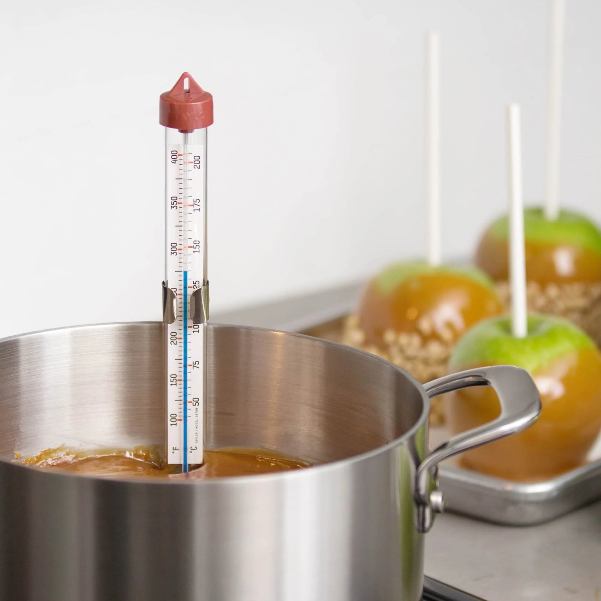 How to use a candy thermometer